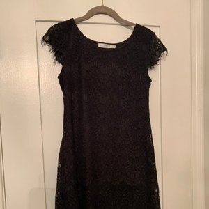 black lace cap sleeve dress